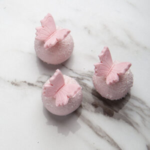 Mlb perlé framboise papillon rose
